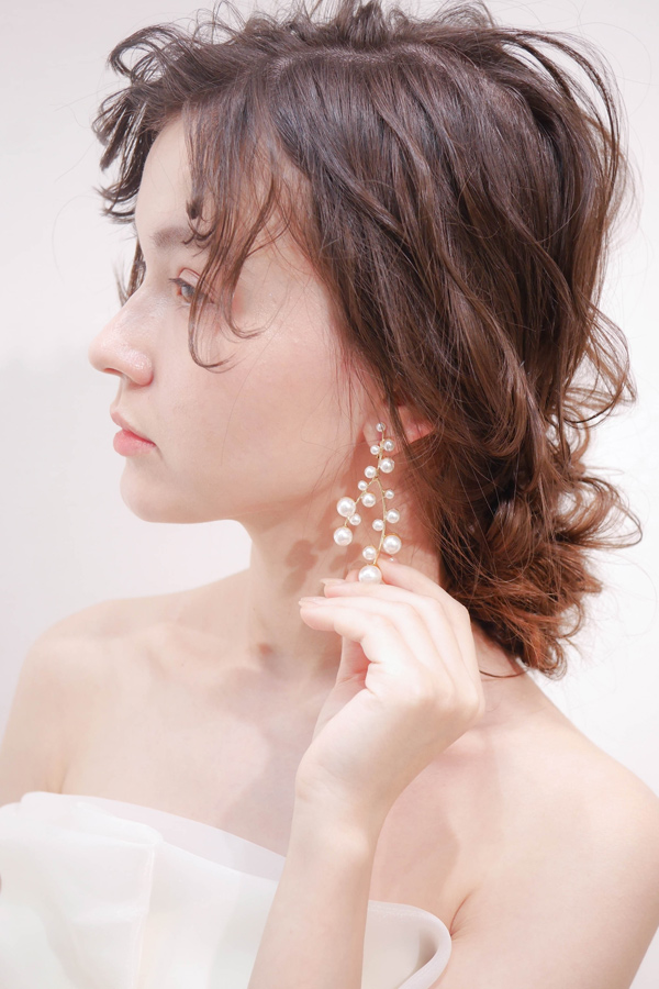 RENTAL][Ariel Drop Earrings Gold]by ElizabethBower｜JULIEBRIDAL 