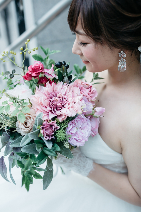 RENTAL][Sakura Dew Drop Earrings]by ElizabethBower｜JULIEBRIDAL 