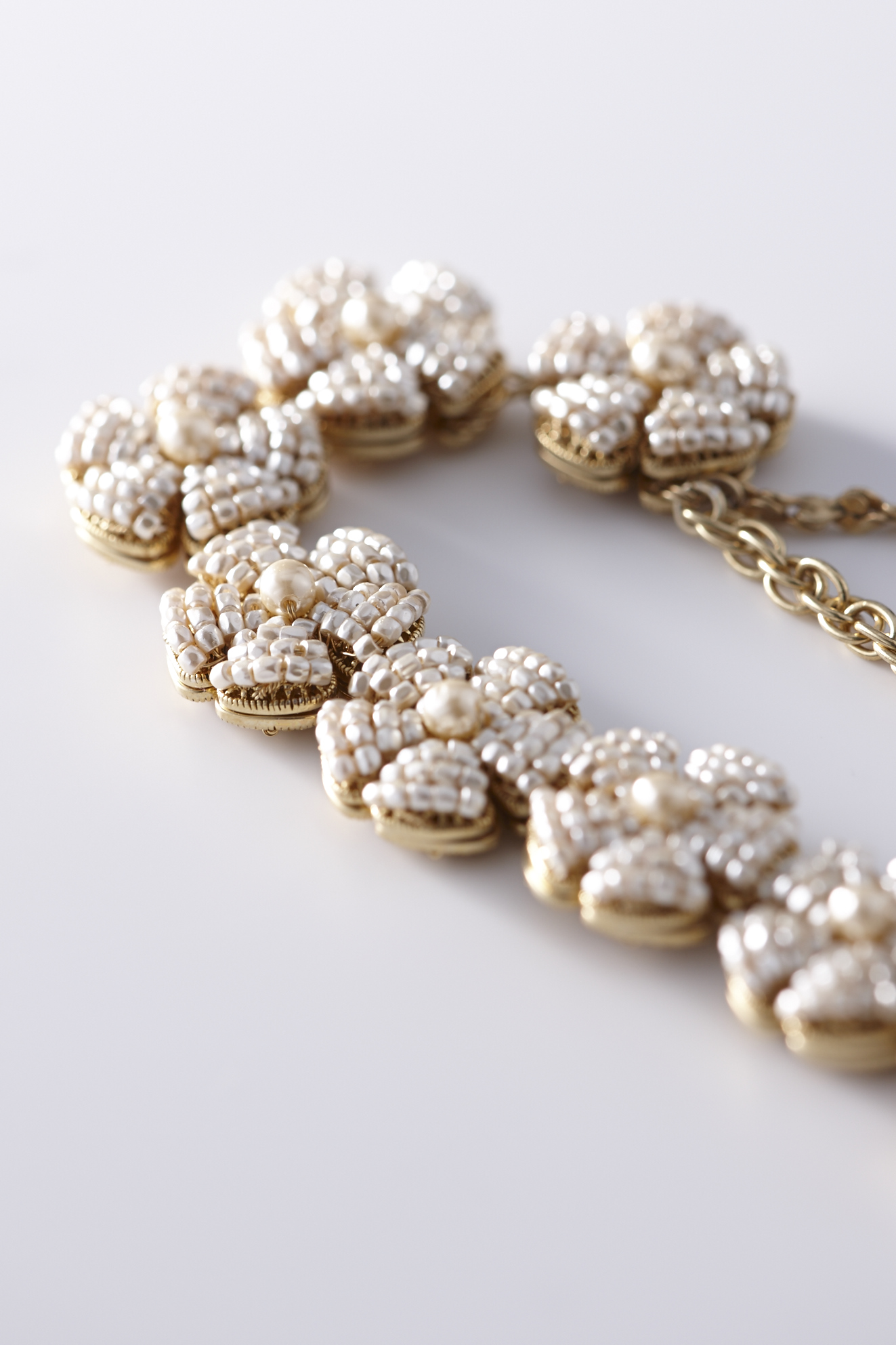 RENTAL][BIB FLOWER Necklace]by MIRIAM HASKELL｜JULIEBRIDAL 