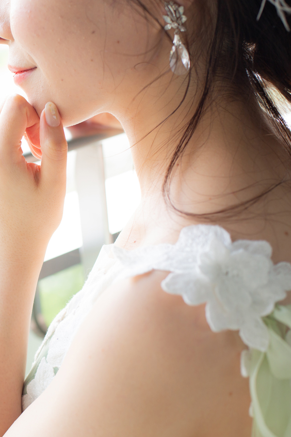 DECOLOVE ブライダルアクセサリー Amaryllis Drop シルク org.jpg
