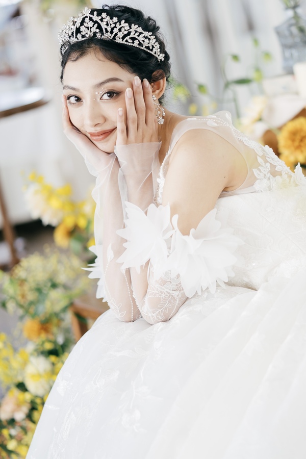 JULIEBRIDAL