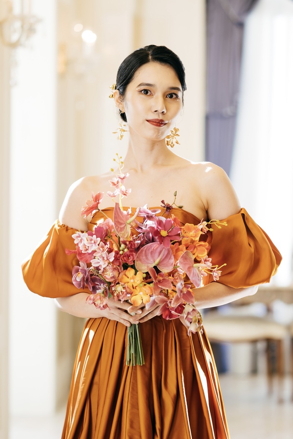 JULIEBRIDAL